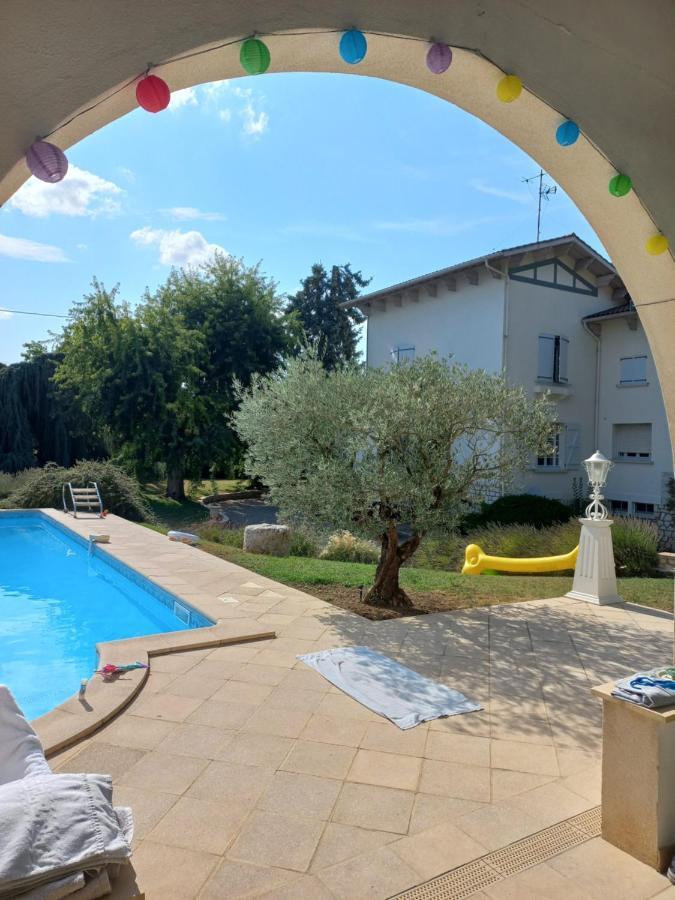 La Maison Basque Sainte-Livrade-sur-Lot ภายนอก รูปภาพ