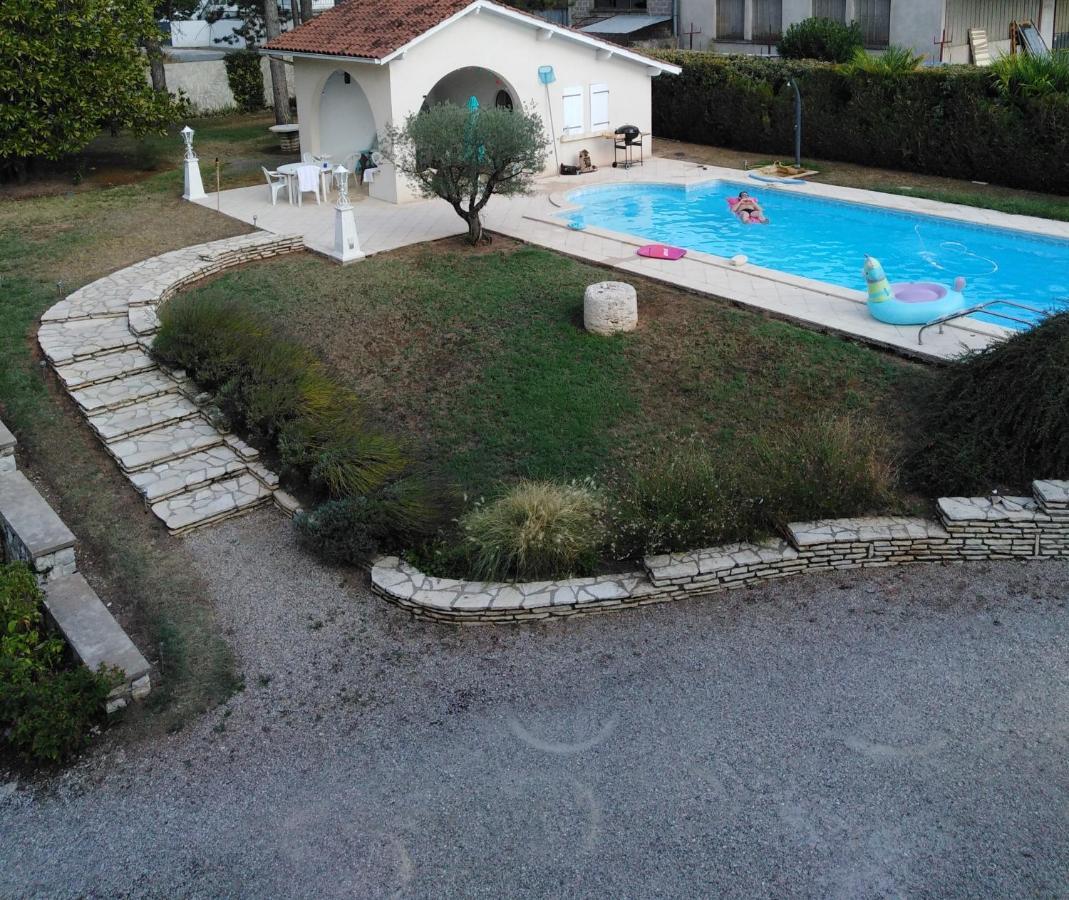 La Maison Basque Sainte-Livrade-sur-Lot ภายนอก รูปภาพ