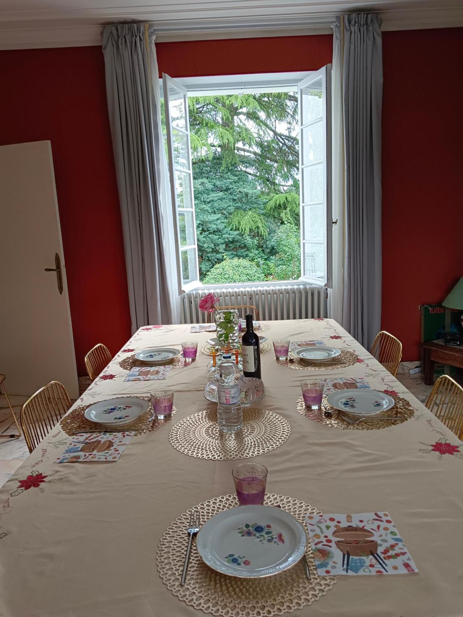 La Maison Basque Sainte-Livrade-sur-Lot ภายนอก รูปภาพ